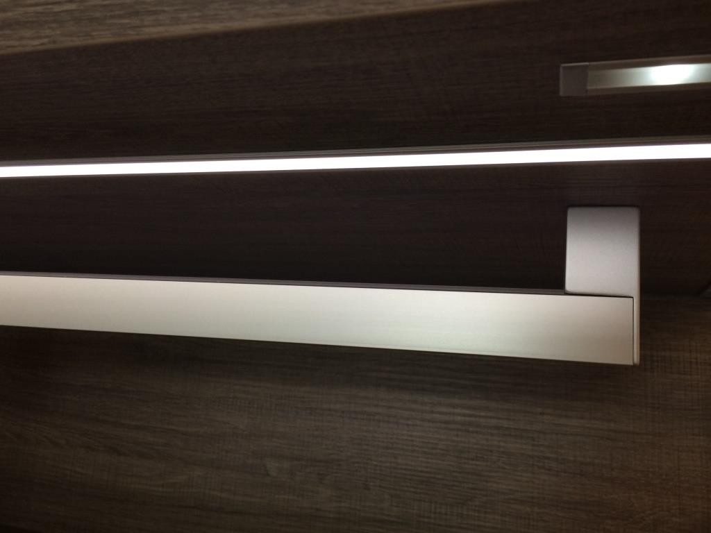 Clothes Rod - PROF